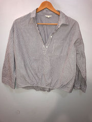 Top Size M Baggy Chest 19 crop top