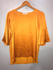 Top Size Medium Baggy Chest 20 length 26