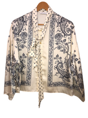Top Size M/L chest 19/20 Baggy length 25